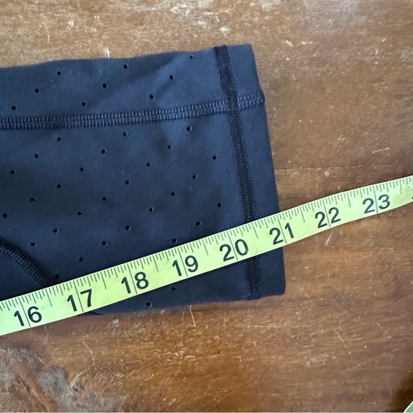 Athleta Stealth Trucool Sculptek X Capri black Leggings Ladies size M - Picture 5 of 9